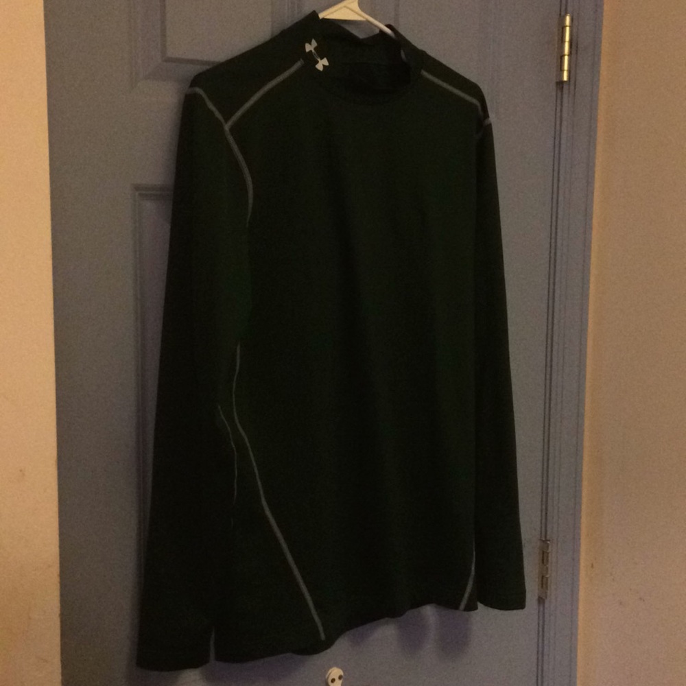 UnderArmour green cold gear long sleeve